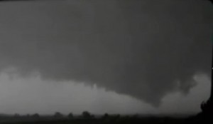 060905_tornado4