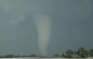 060905_tornado5